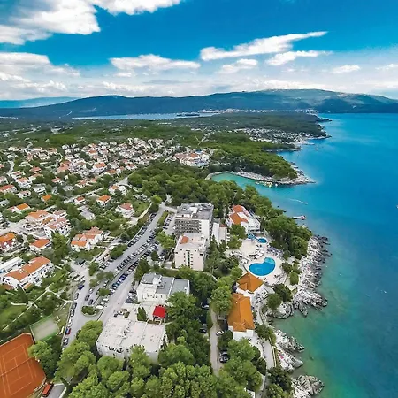 Apartment Gorgeous In Porat - Malinska With Wifi