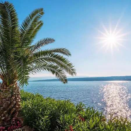 Gorgeous In Porat - Malinska With Wifi