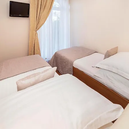 Apartment Gorgeous In Porat - Malinska With Wifi